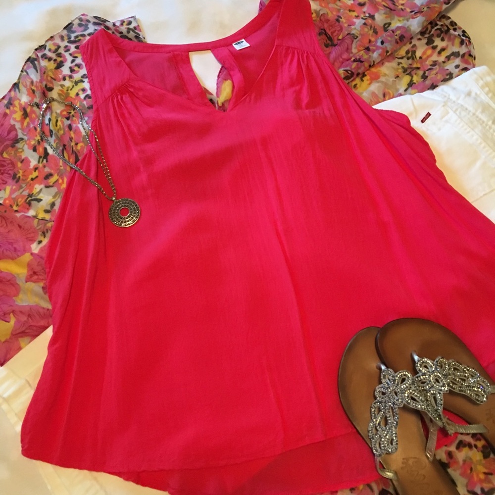 Old Navy Bright Pink Sleeveless Shirt